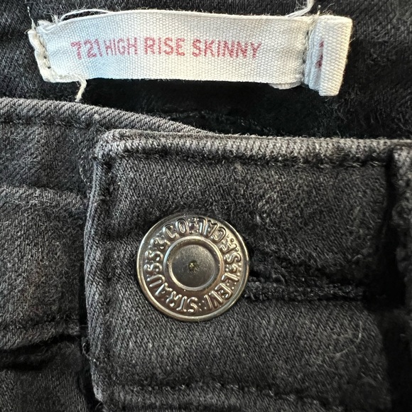 Levi’s 721 High Rise Skinny Washed Faded Black Denim - Picture 5 of 14